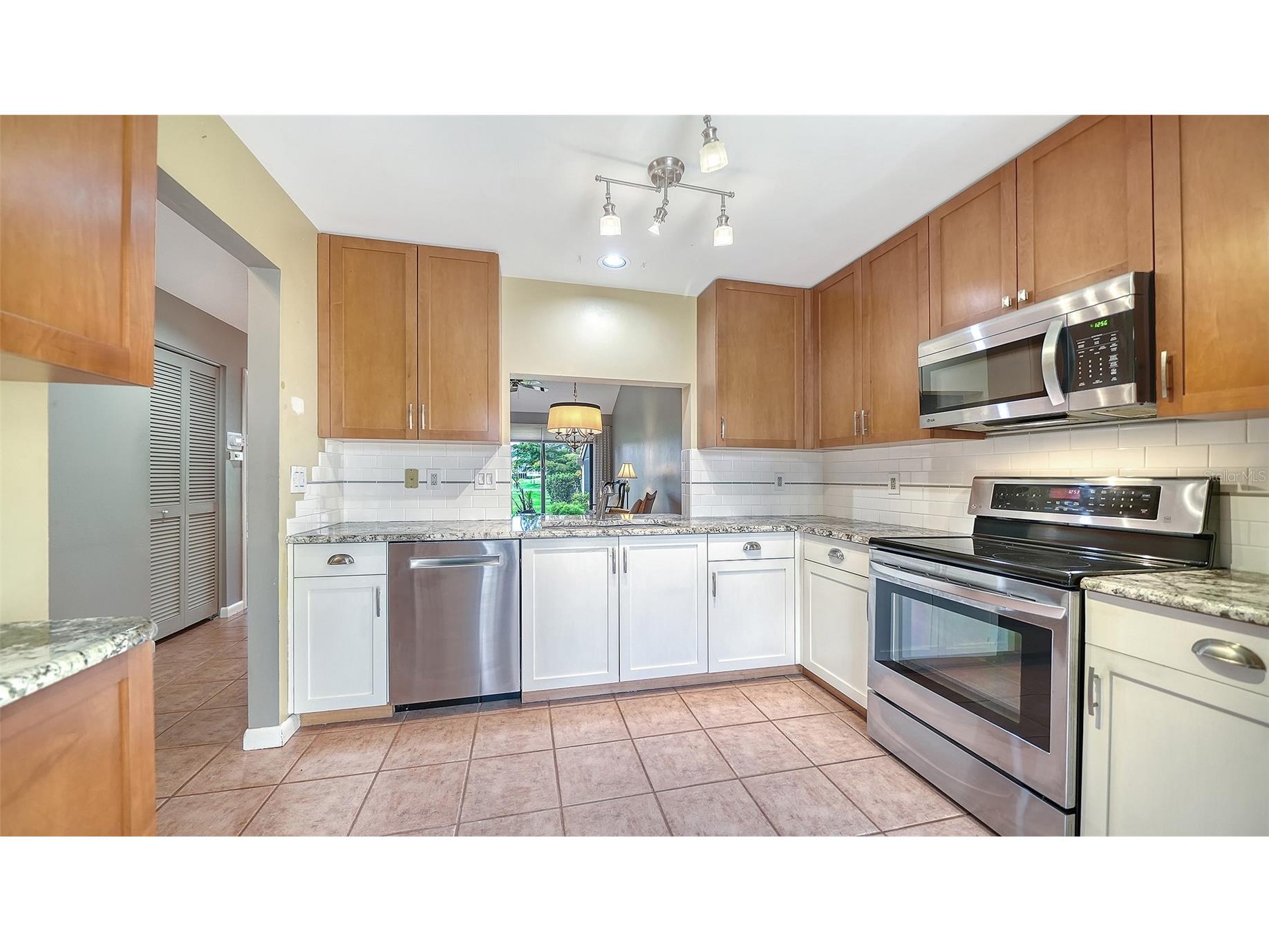 5294 Huntingwood Court #59 Sarasota FL 34235 A4693268 image16
