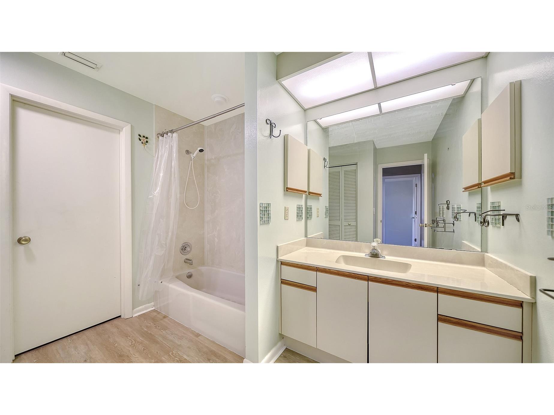 5294 Huntingwood Court #59 Sarasota FL 34235 A4693268 image25