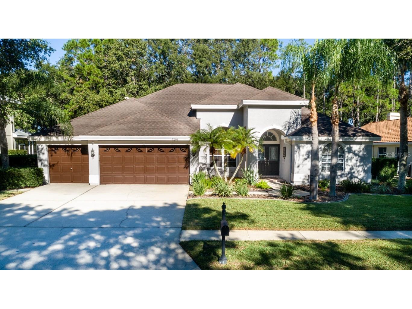 5294 Karlsburg Place Palm Harbor FL 34685 U8229201 image1