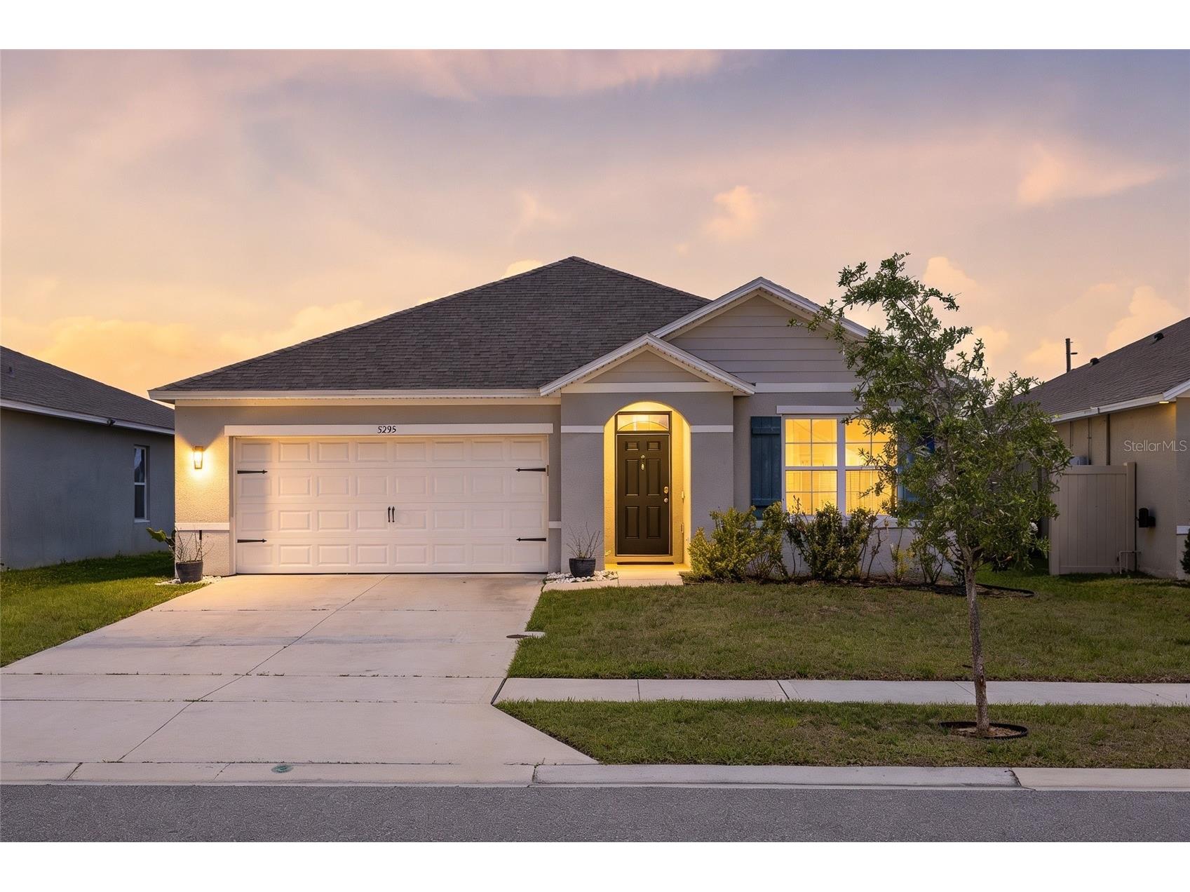 5295 Bracks Landing Drive Saint Cloud FL 34771 O6401957 image1