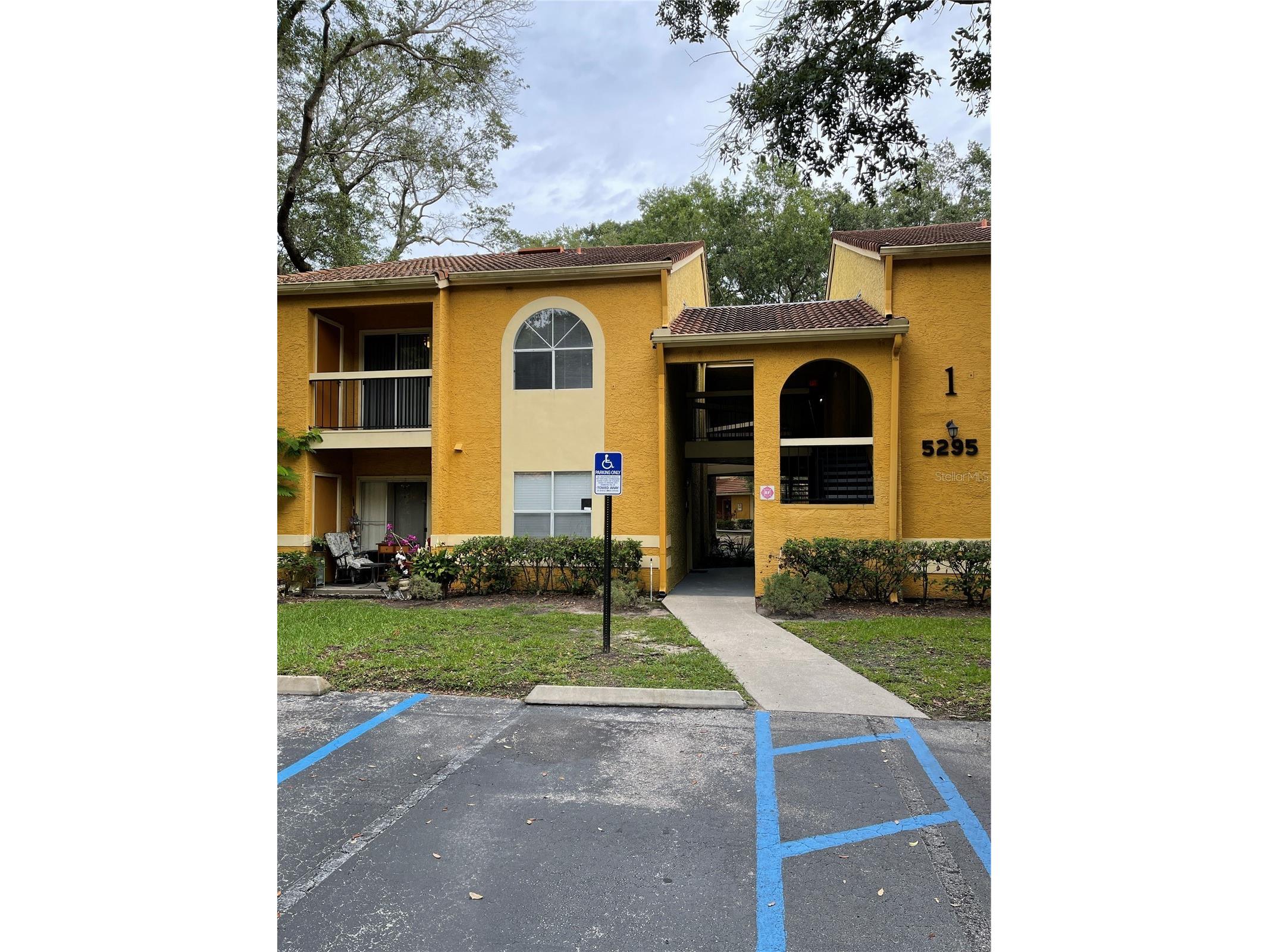 5295 Images Circle #201 Kissimmee FL 34746 O6398550 image1