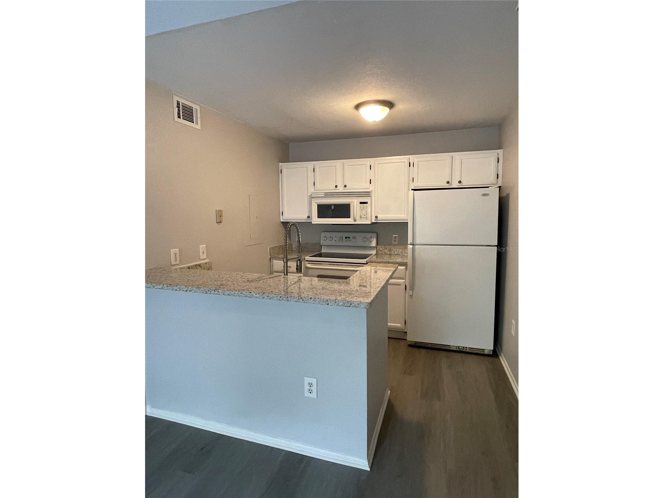 5295 Images Circle #201 Kissimmee FL 34746 O6398550 image4