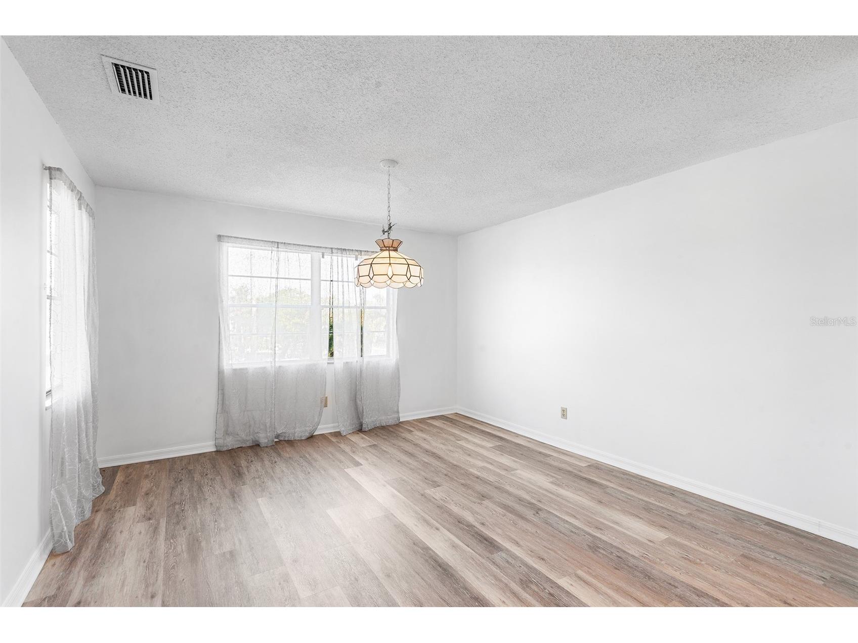5296 66th Way N Saint Petersburg FL 33709 L4958345 image20