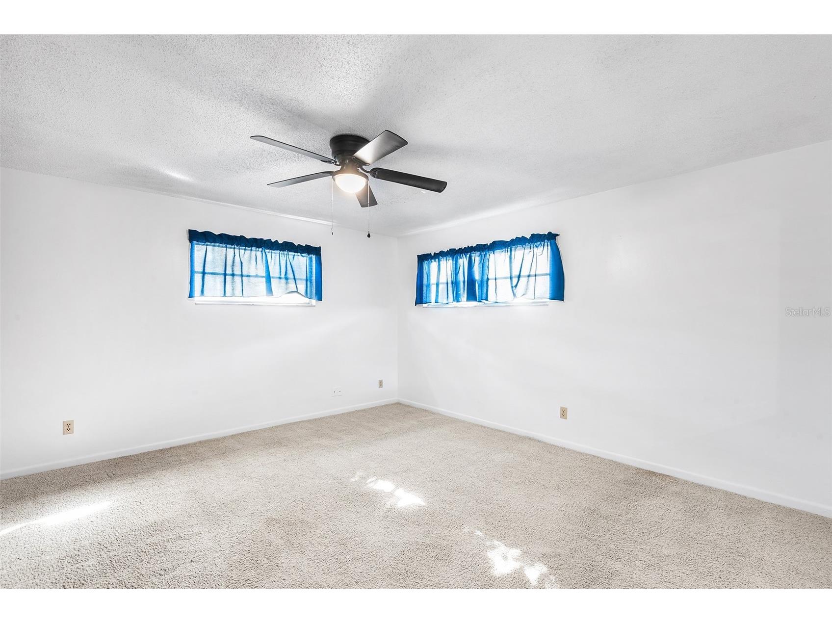 5296 66th Way N Saint Petersburg FL 33709 L4958345 image29