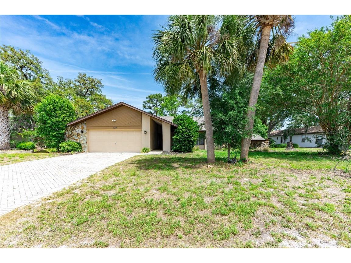 5298 Florentine Court Spring Hill FL 34608 TB8457437 image1