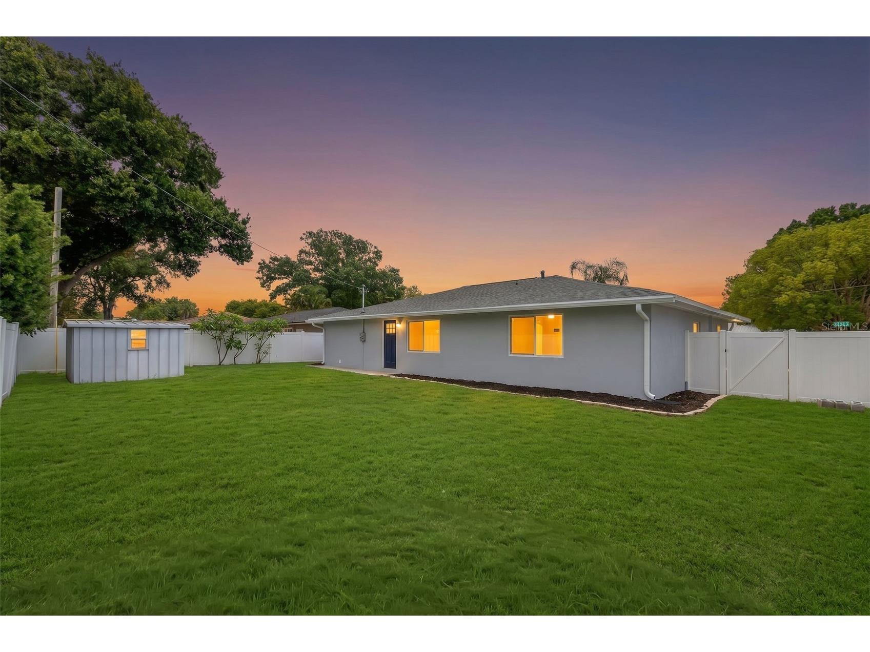 5299 35th Avenue N Saint Petersburg FL 33710 TB8513447 image2