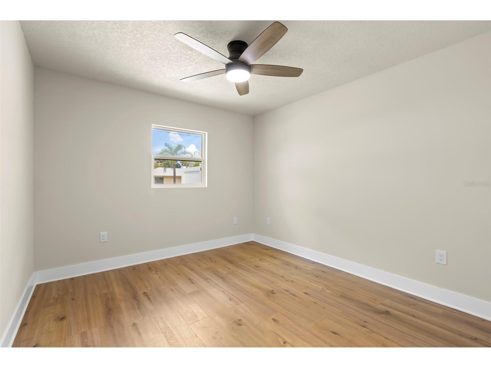 5299 35th Avenue N Saint Petersburg FL 33710 TB8513447 image23