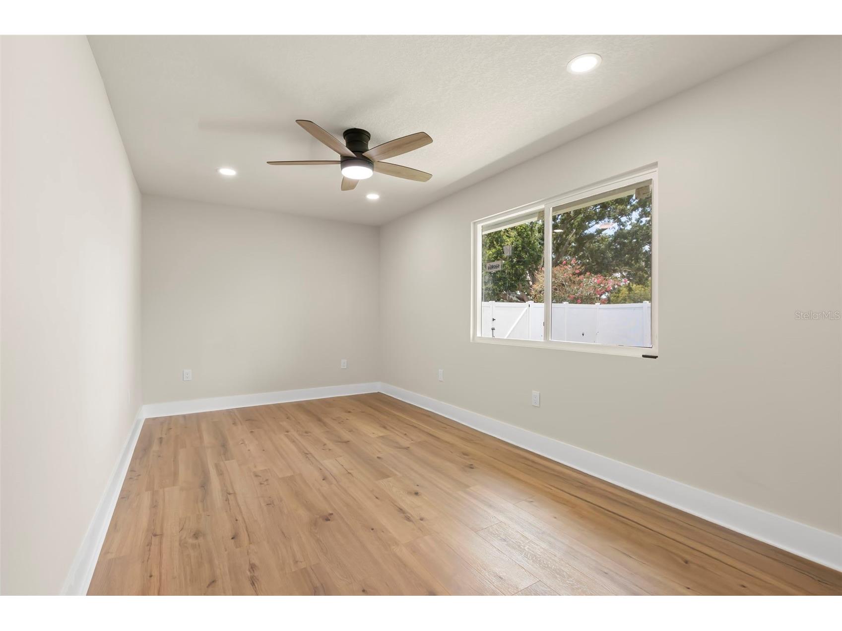 5299 35th Avenue N Saint Petersburg FL 33710 TB8513447 image28