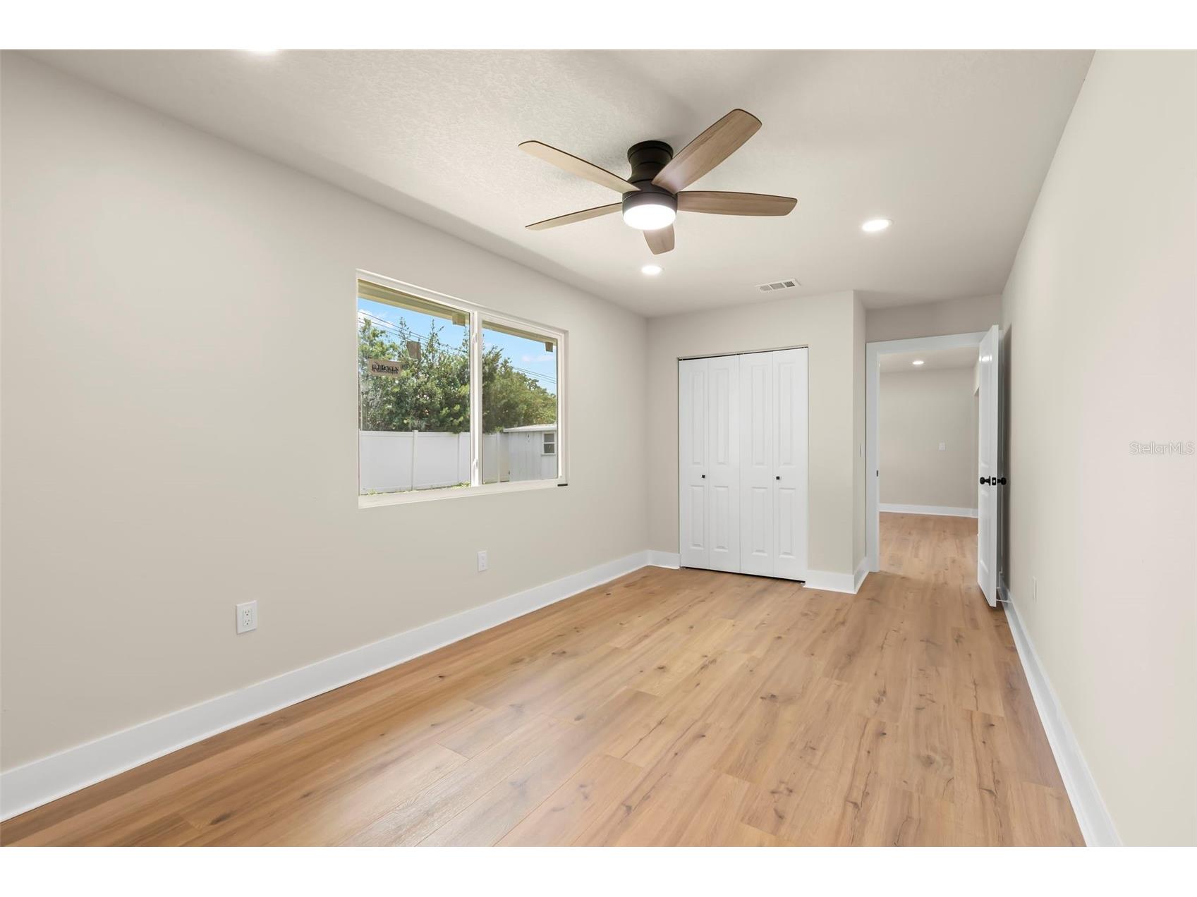 5299 35th Avenue N Saint Petersburg FL 33710 TB8513447 image29