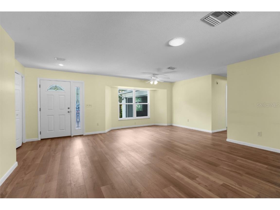 53 Pine Street Homosassa FL 34446 W7875961 image2