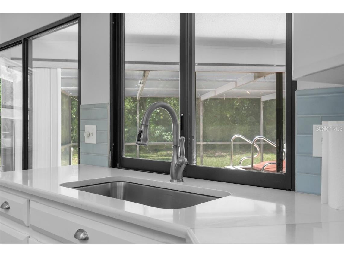 53 Pine Street Homosassa FL 34446 W7875961 image8