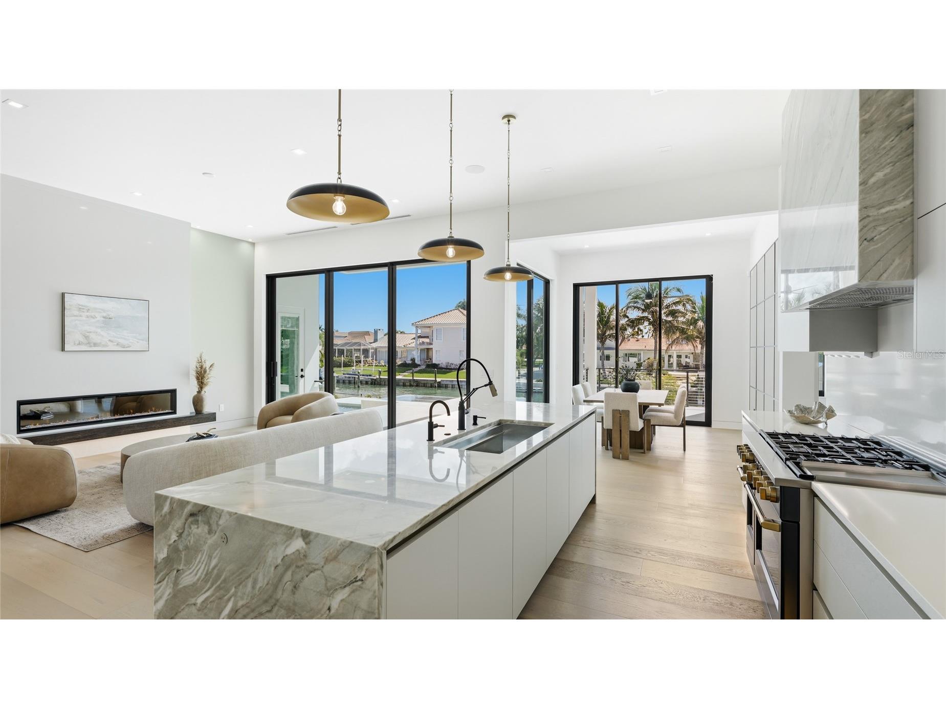 530 Chipping Lane Longboat Key FL 34228 A4685275 image11