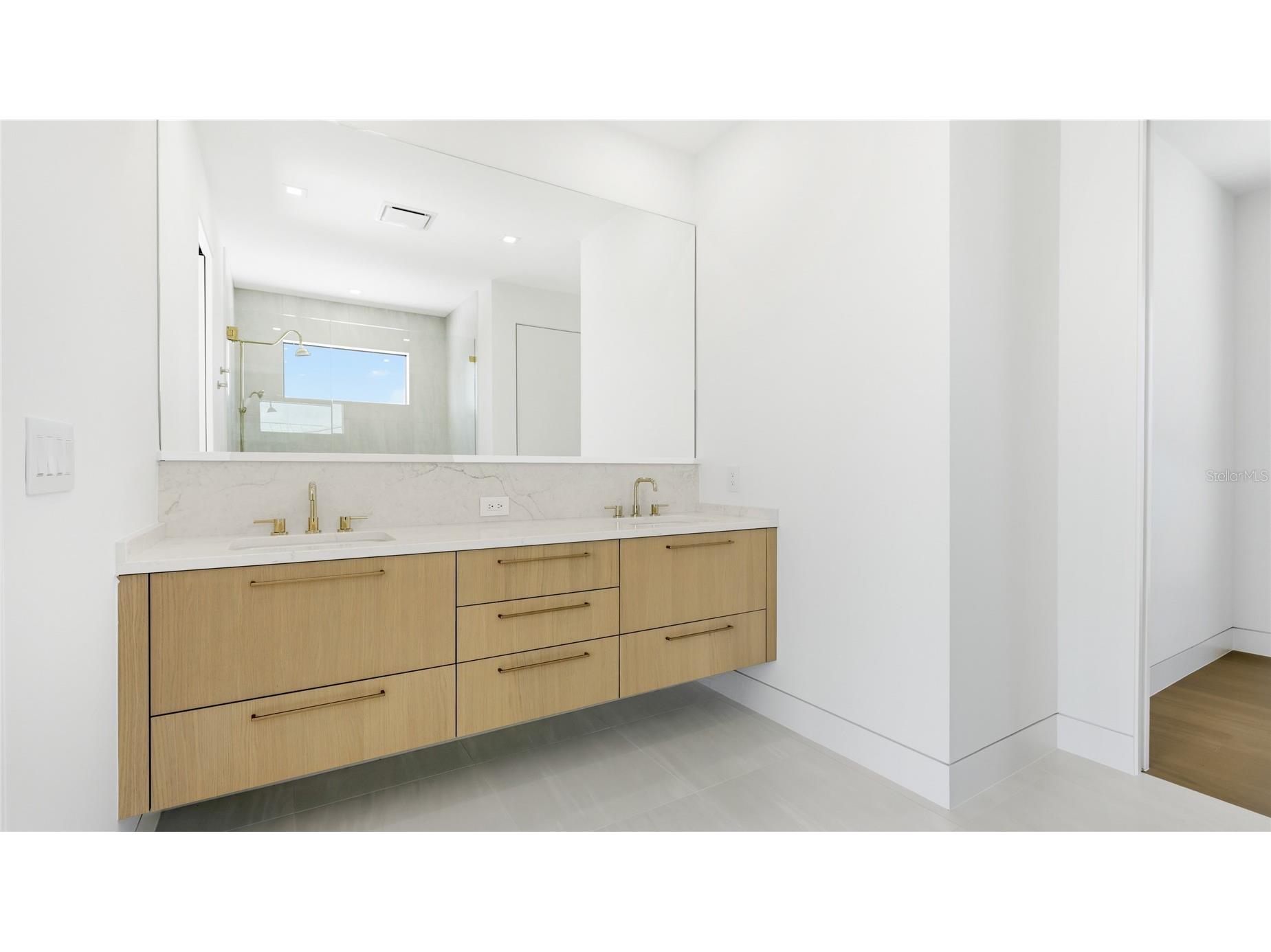 530 Chipping Lane Longboat Key FL 34228 A4685275 image29