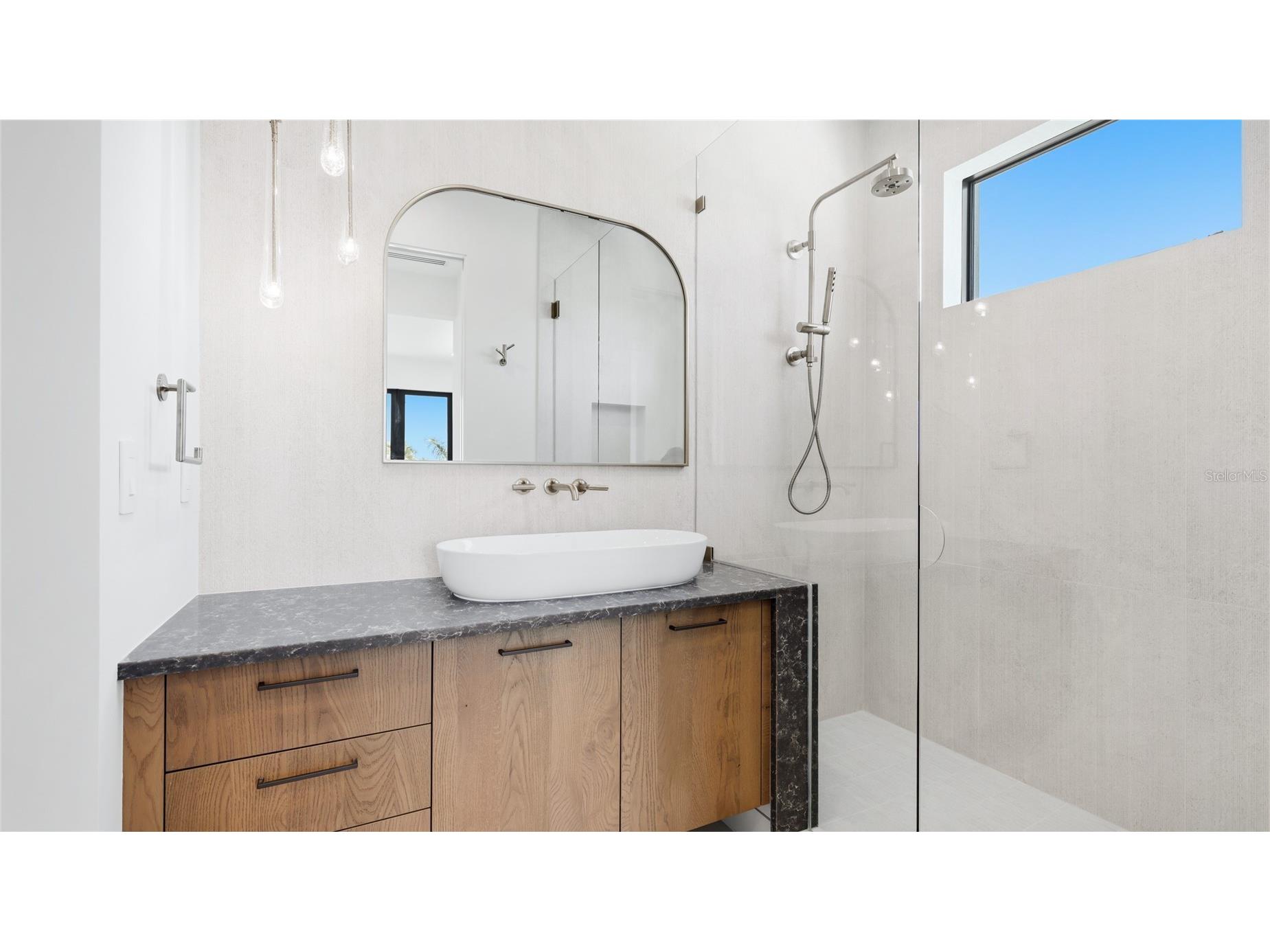 530 Chipping Lane Longboat Key FL 34228 A4685275 image34