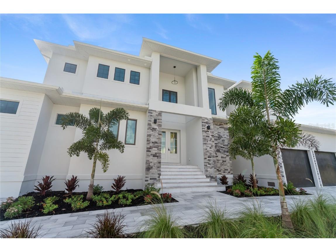 530 De Narvaez Drive Longboat Key FL 34228 A4669195 image2