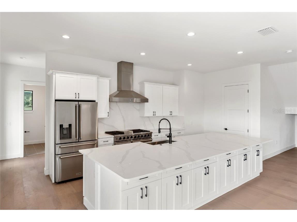 530 De Narvaez Drive Longboat Key FL 34228 A4669195 image23