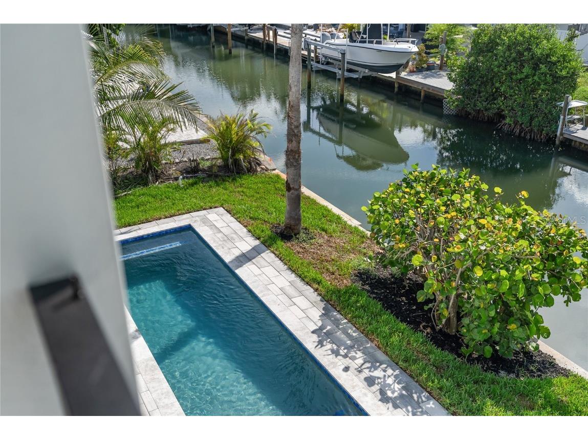 530 De Narvaez Drive Longboat Key FL 34228 A4669195 image4