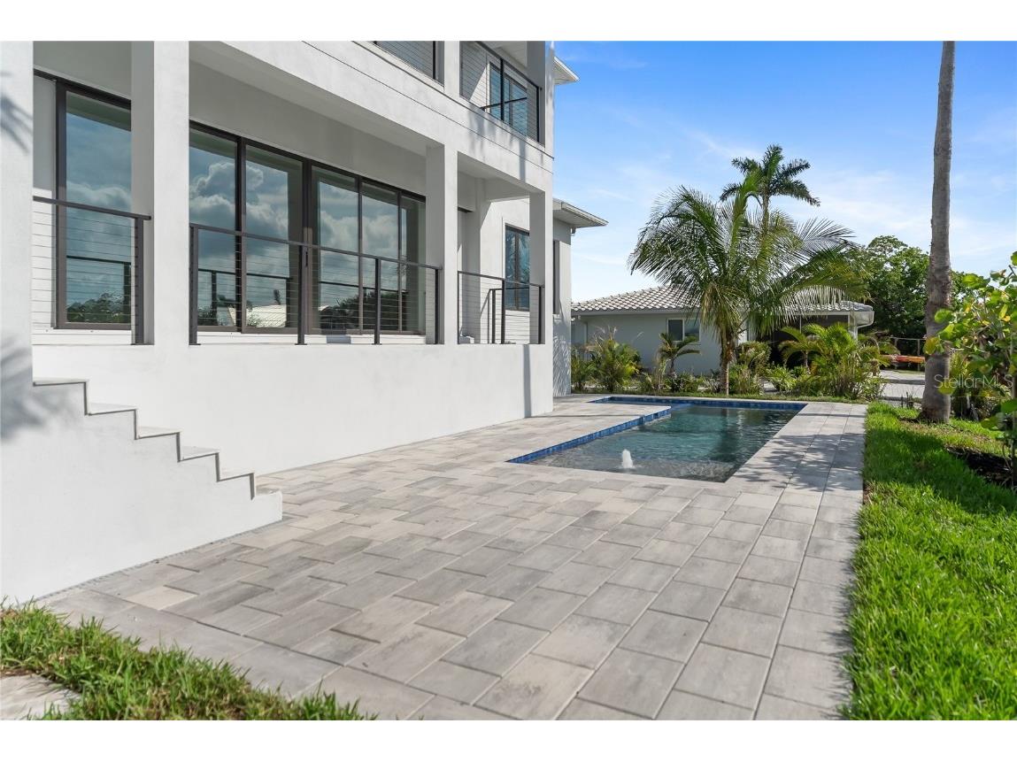 530 De Narvaez Drive Longboat Key FL 34228 A4669195 image64