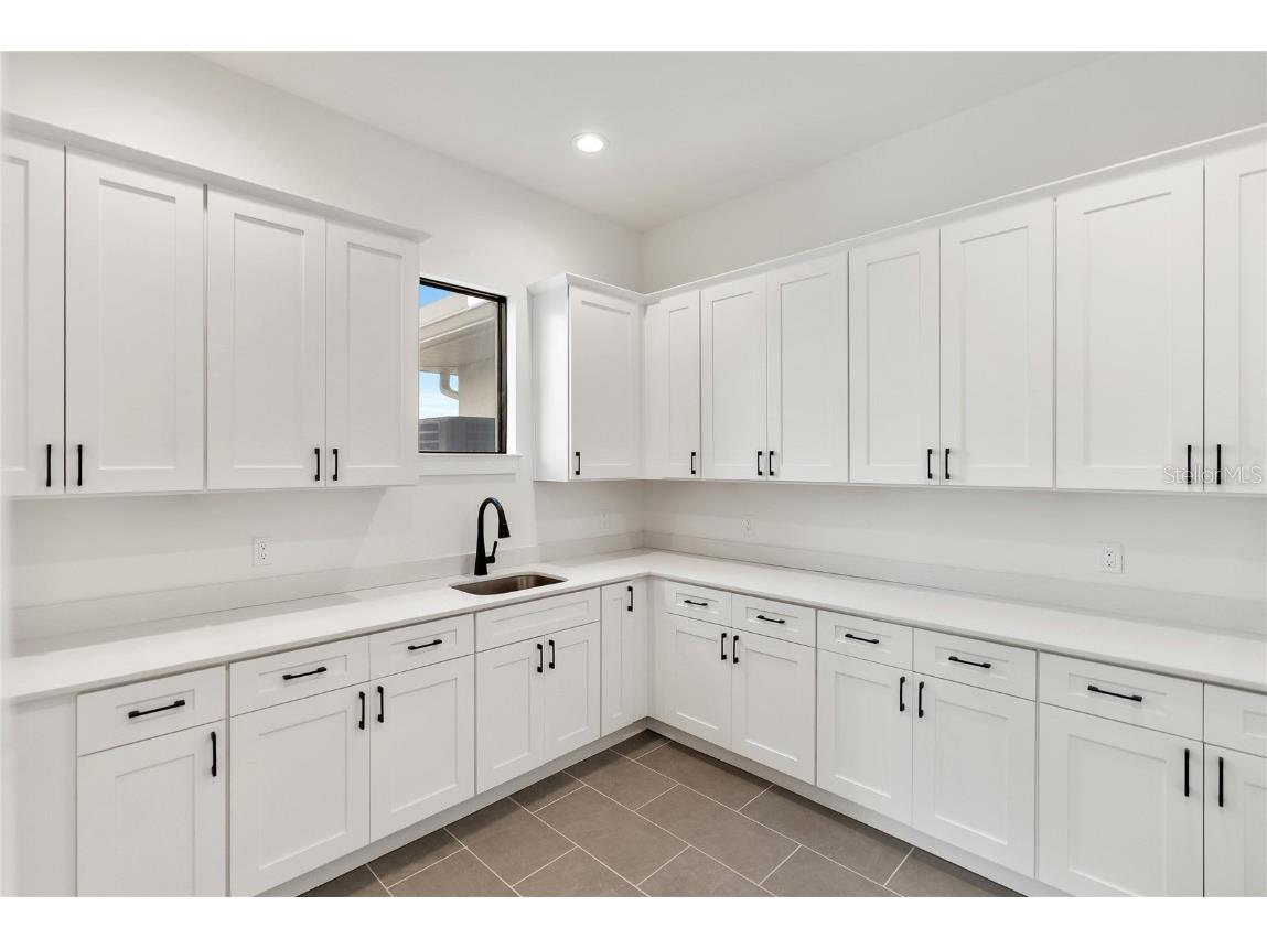 530 De Narvaez Drive Longboat Key FL 34228 A4669195 image8