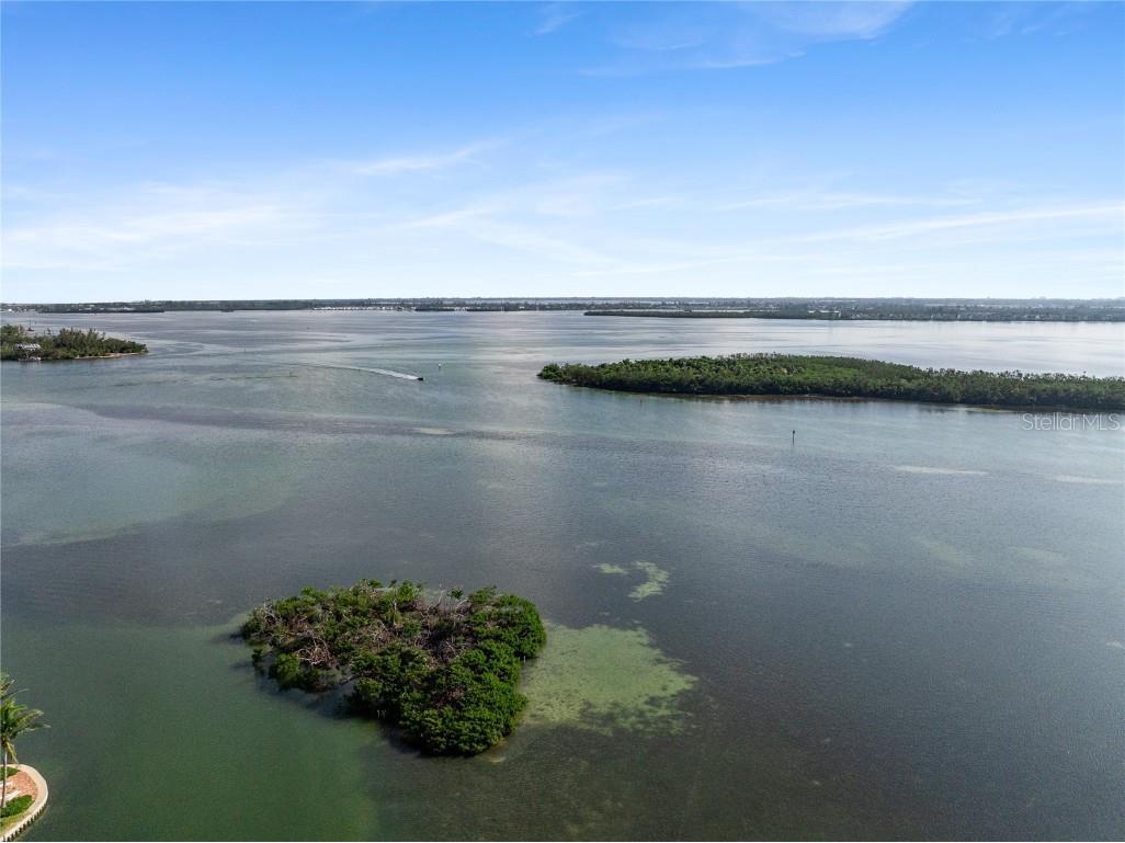 530 De Narvaez Drive Longboat Key FL 34228 A4669195 image90