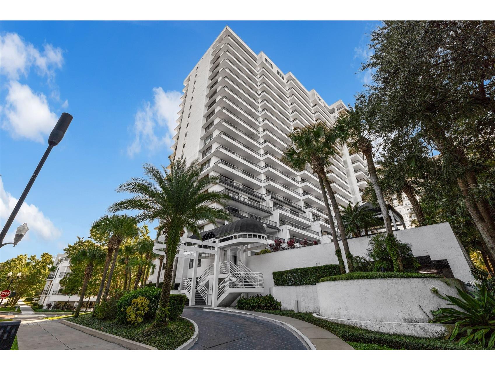 530 E Central Boulevard #1402 Orlando FL 32801 O6355778 image1