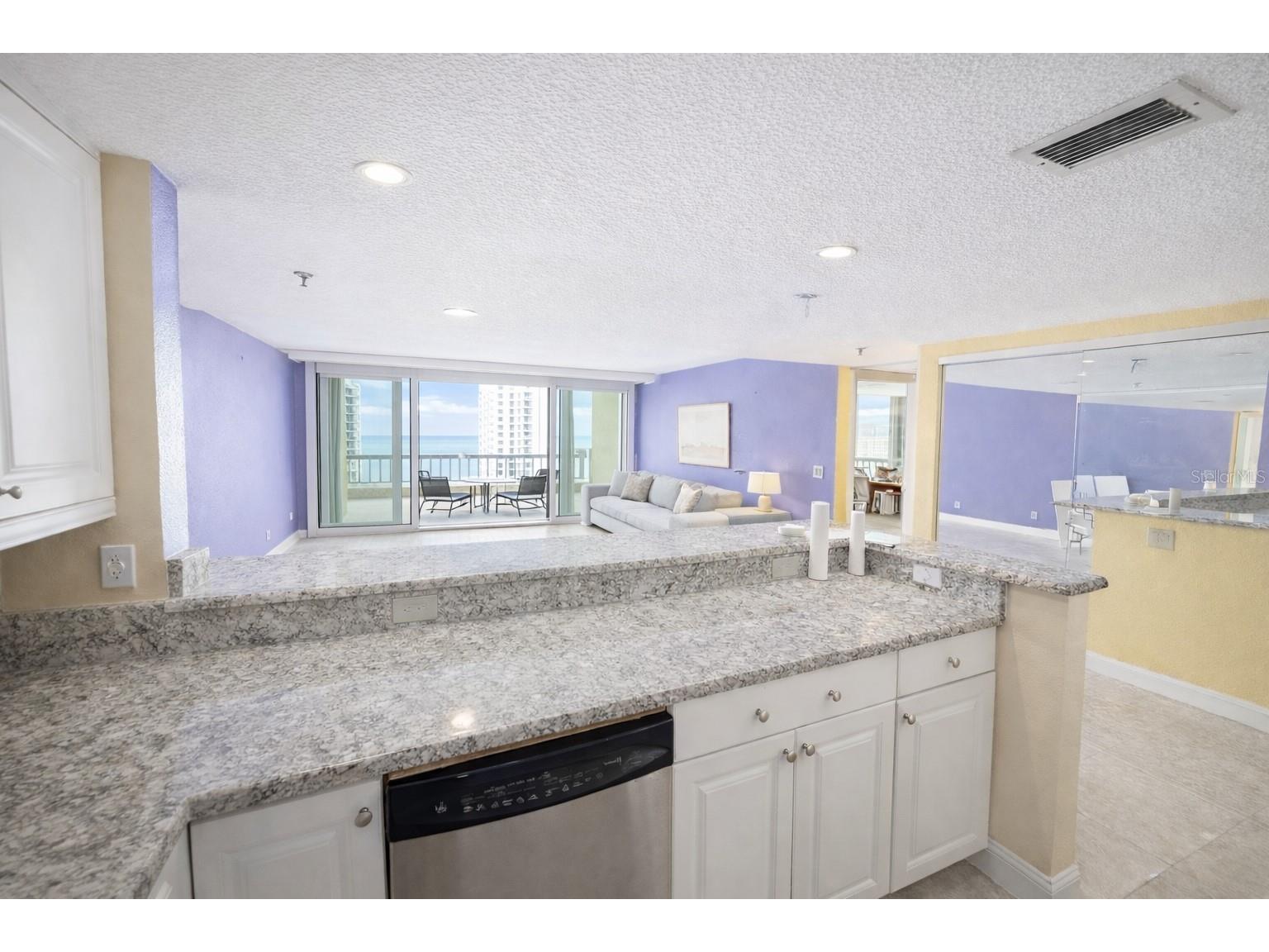 530 E Central Boulevard #1602 Orlando FL 32801 O6378056 image5