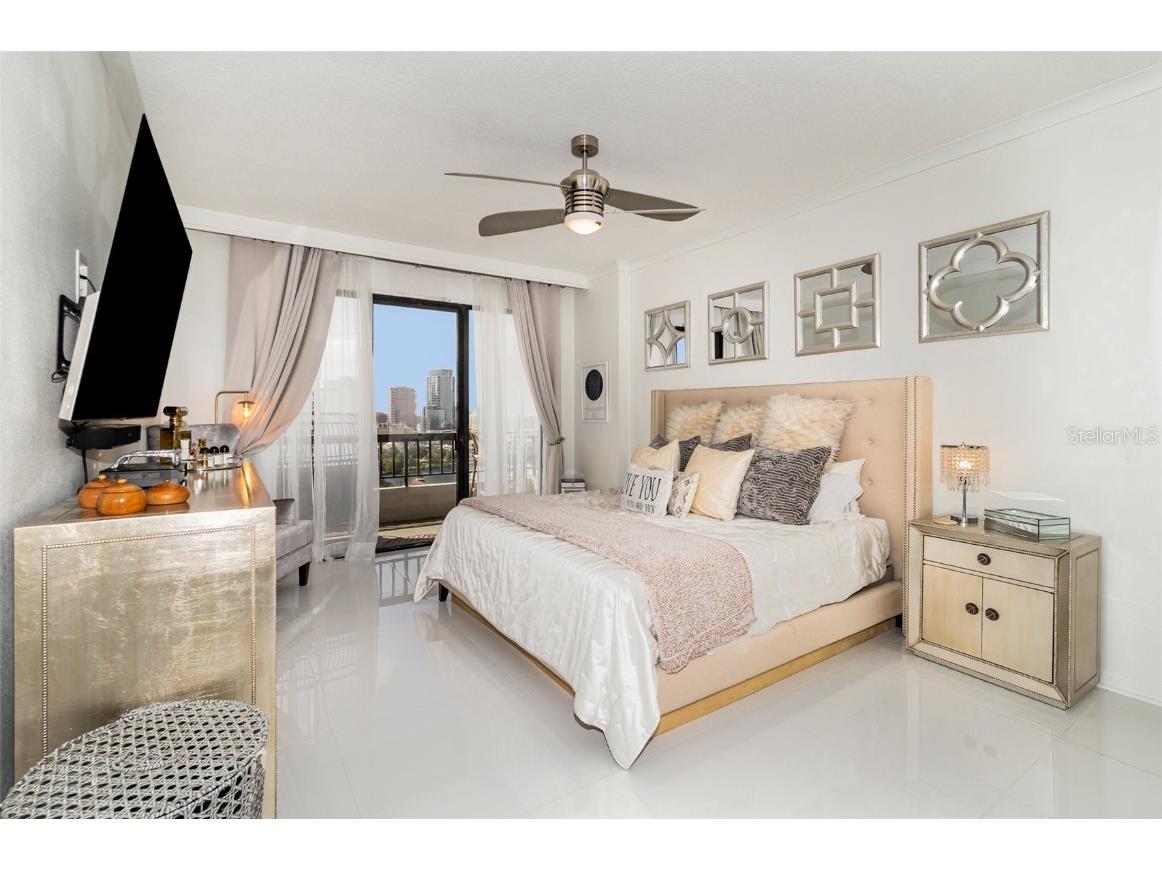 530 E Central Boulevard #1802 Orlando FL 32801 O6347406 image11