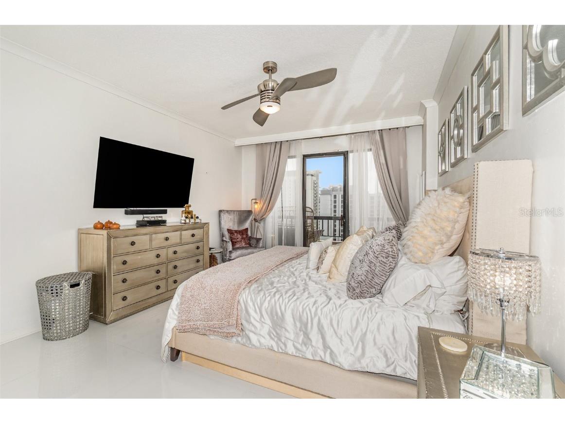 530 E Central Boulevard #1802 Orlando FL 32801 O6347406 image12