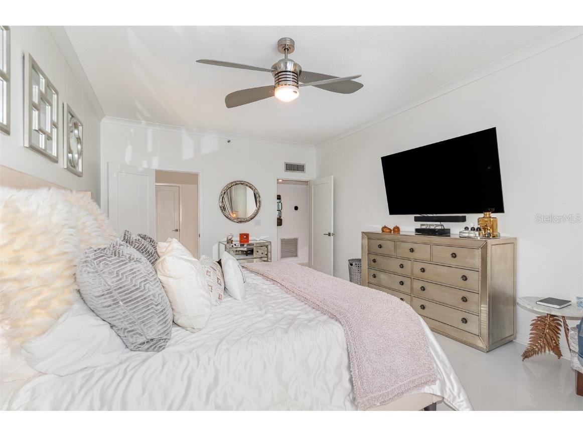 530 E Central Boulevard #1802 Orlando FL 32801 O6347406 image13