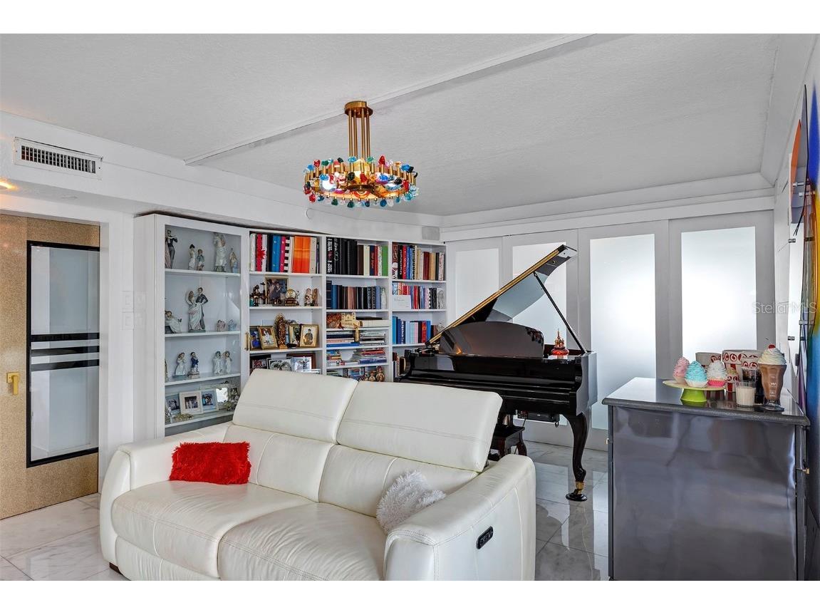 530 E Central Boulevard #1901 Orlando FL 32801 O6305060 image21