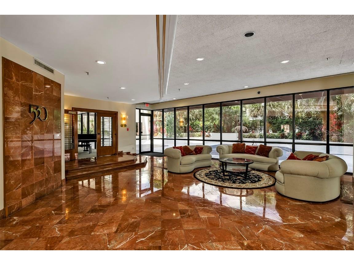 530 E Central Boulevard #1901 Orlando FL 32801 O6305060 image3