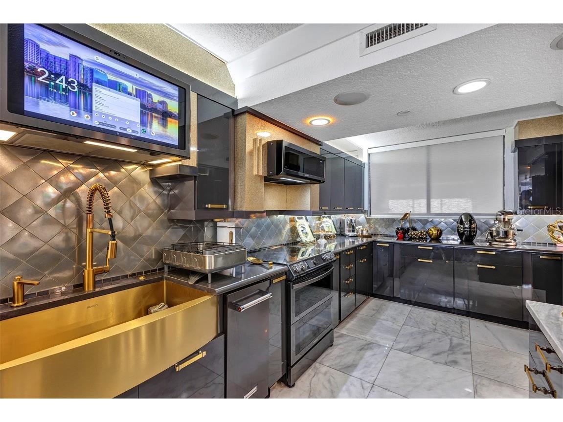 530 E Central Boulevard #1901 Orlando FL 32801 O6305060 image47