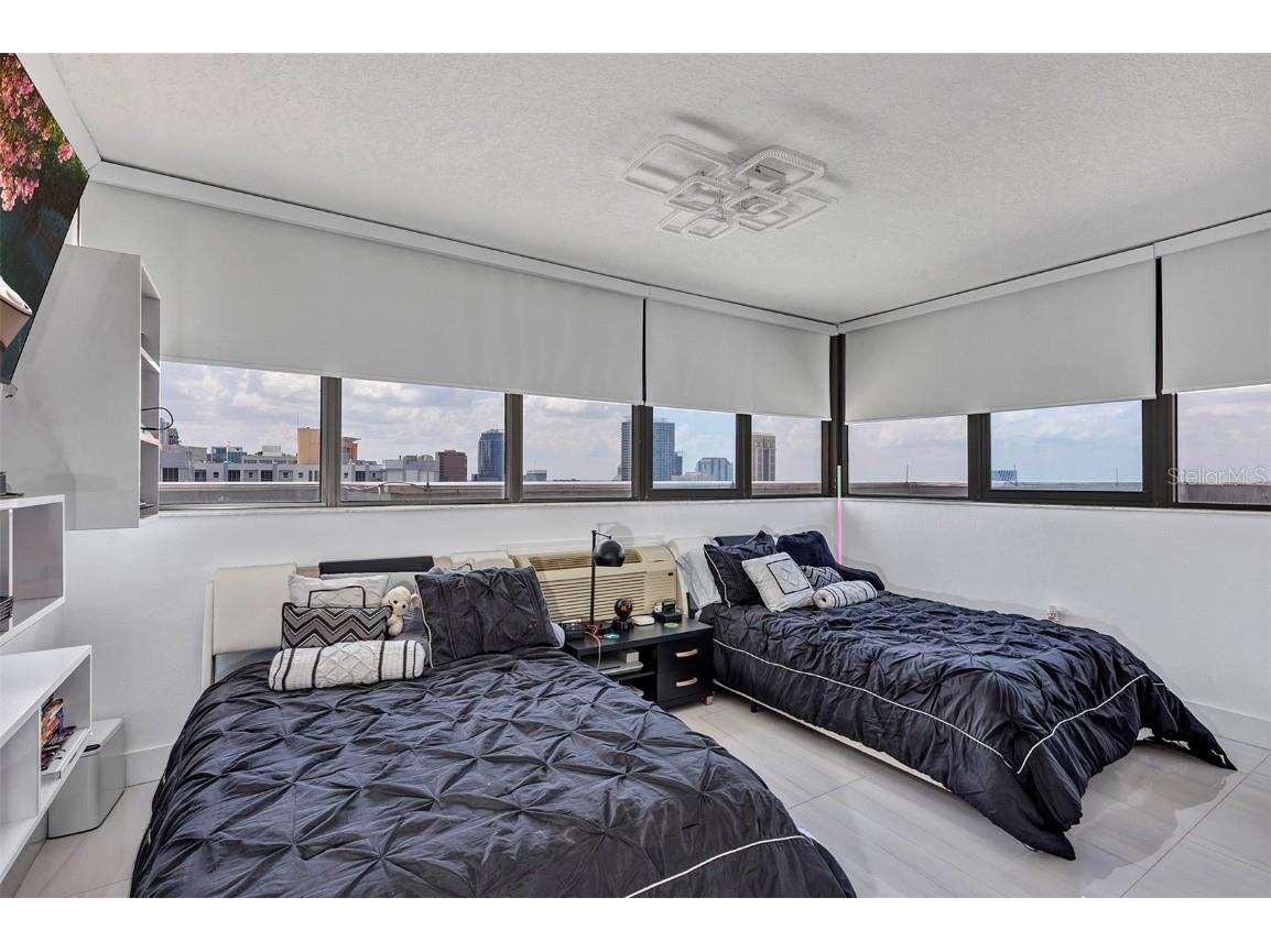 530 E Central Boulevard #1901 Orlando FL 32801 O6305060 image54