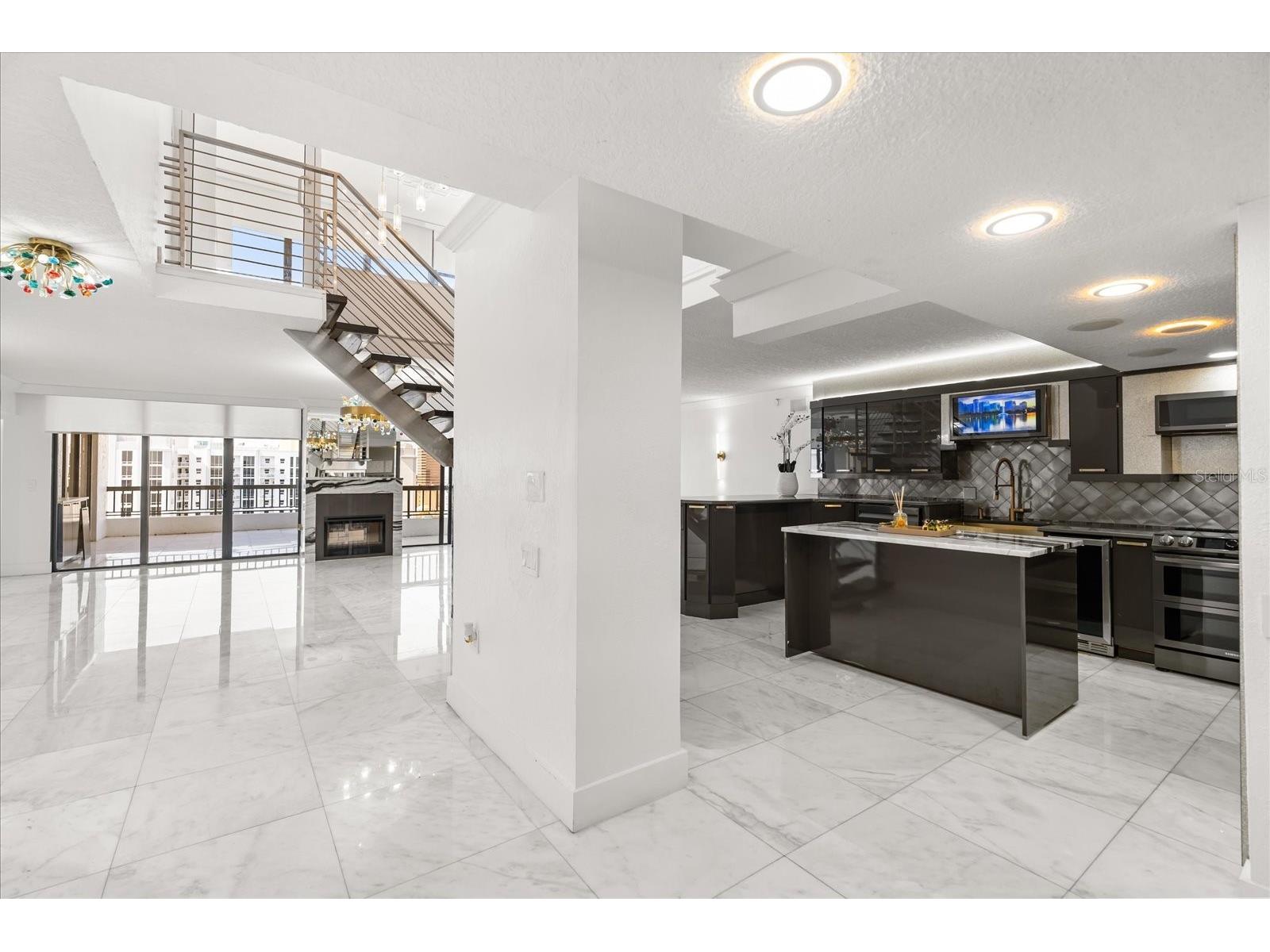 530 E Central Boulevard #1901 Orlando FL 32801 - LAKE EOLA O6383408 image20