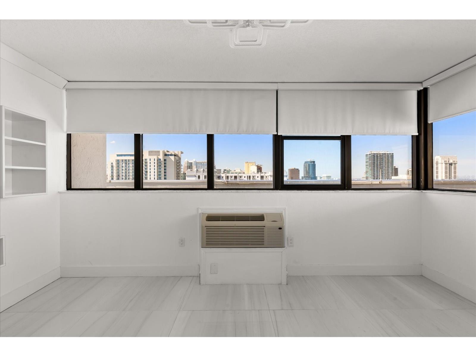 530 E Central Boulevard #1901 Orlando FL 32801 - LAKE EOLA O6383408 image23