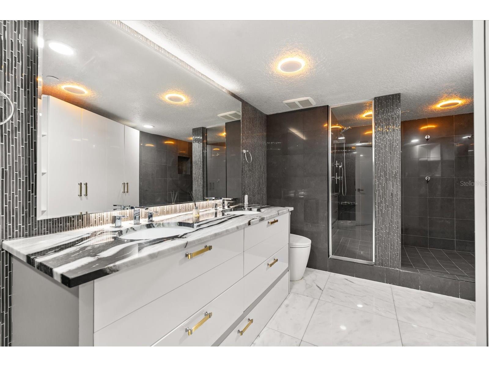 530 E Central Boulevard #1901 Orlando FL 32801 - LAKE EOLA O6383408 image26