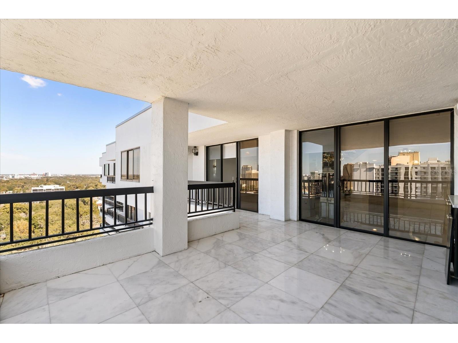 530 E Central Boulevard #1901 Orlando FL 32801 - LAKE EOLA O6383408 image42