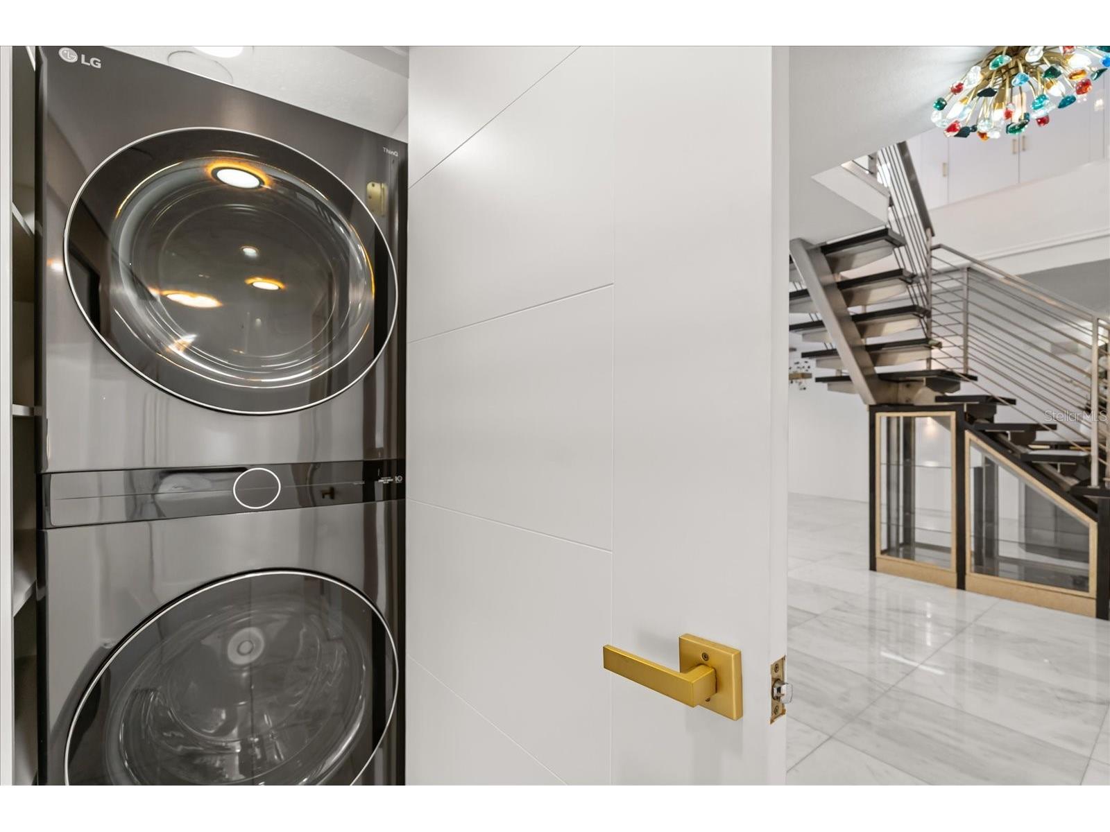 530 E Central Boulevard #1901 Orlando FL 32801 - LAKE EOLA O6383408 image44