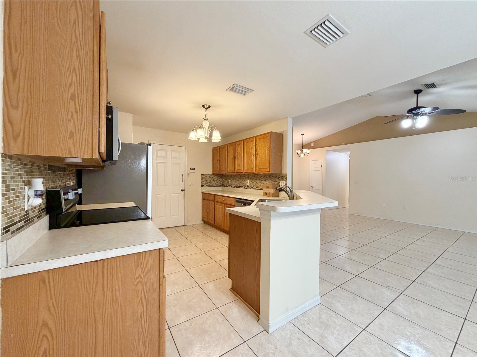 530 Finch Lane Kissimmee FL 34759 O6394173 image11