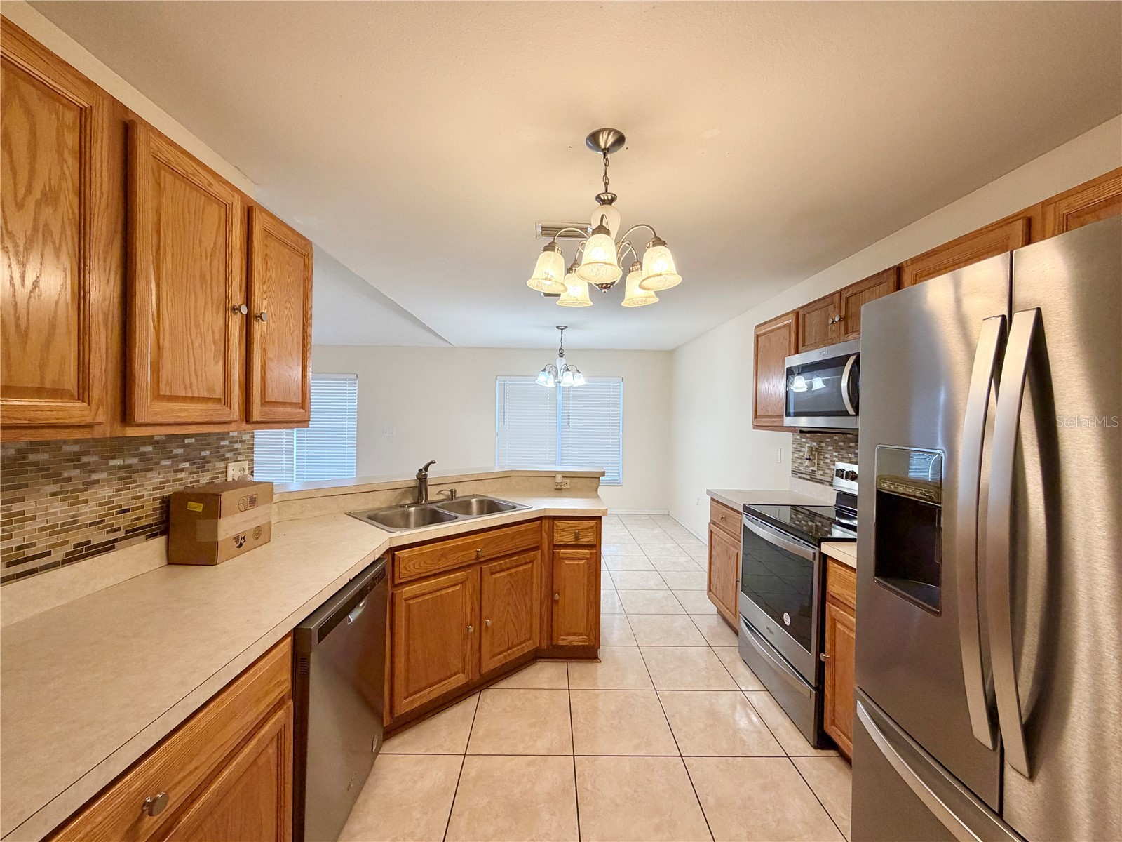 530 Finch Lane Kissimmee FL 34759 O6394173 image12