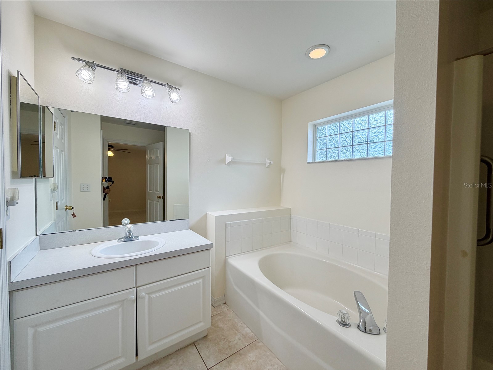 530 Finch Lane Kissimmee FL 34759 O6394173 image24