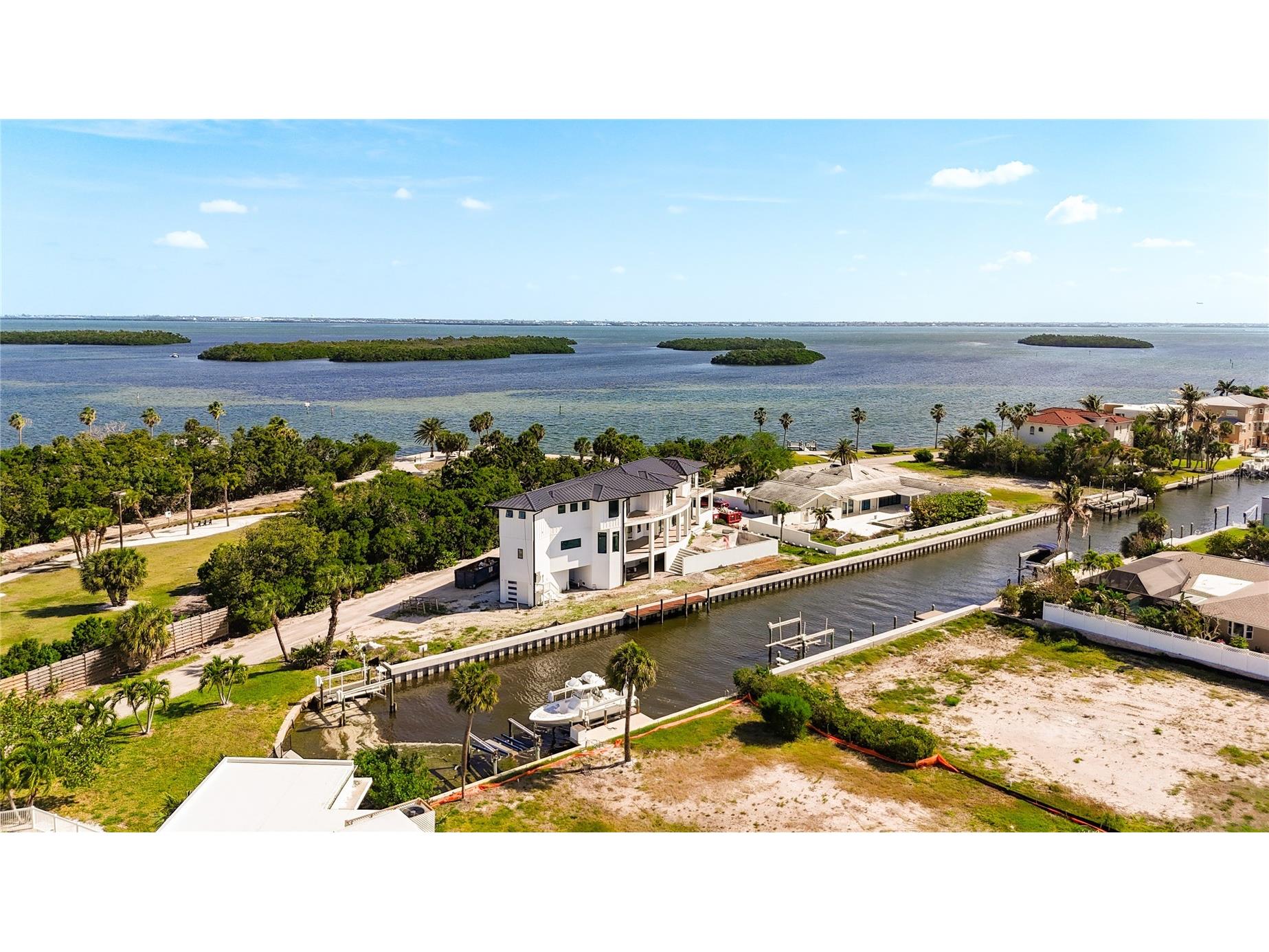 530 Jessmyth Drive Longboat Key FL 34228 A4691731 image35