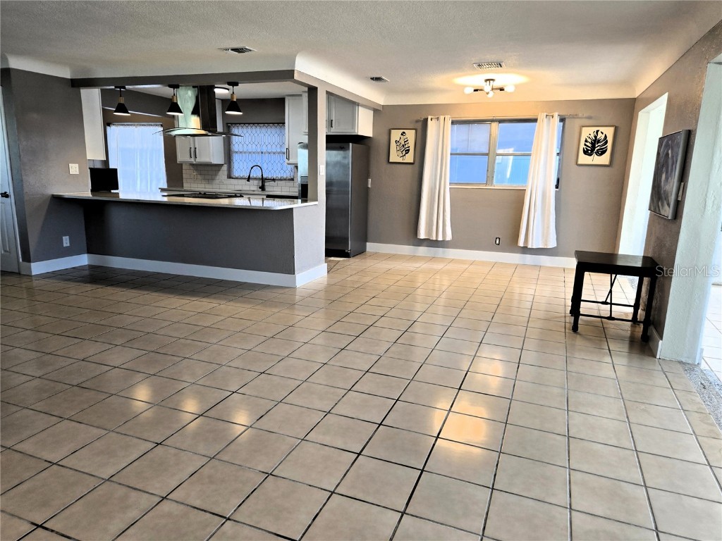 530 Lillian Drive Madeira Beach FL 33708 - BOCA CIEGA BAY TB8441654 image5