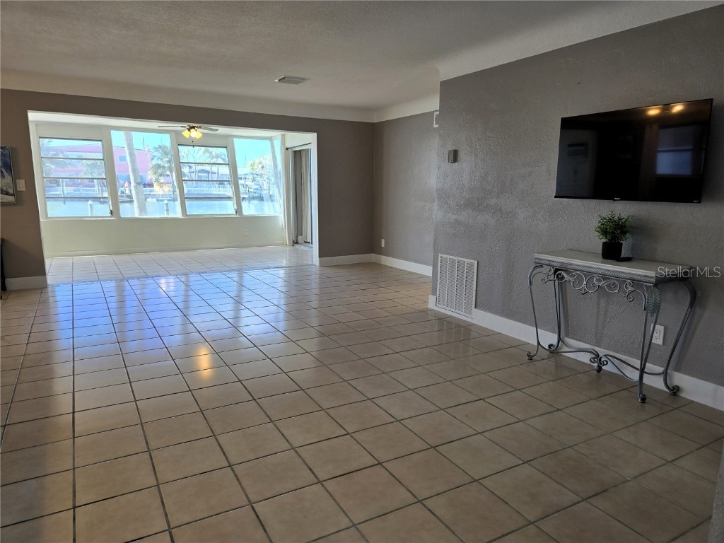 530 Lillian Drive Madeira Beach FL 33708 - BOCA CIEGA BAY TB8441654 image8