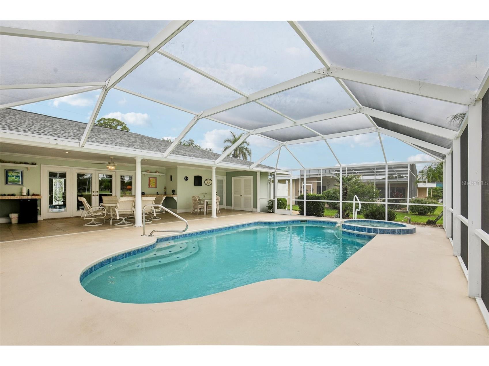 530 Magellan Drive Sarasota FL 34243 A4692098 image24