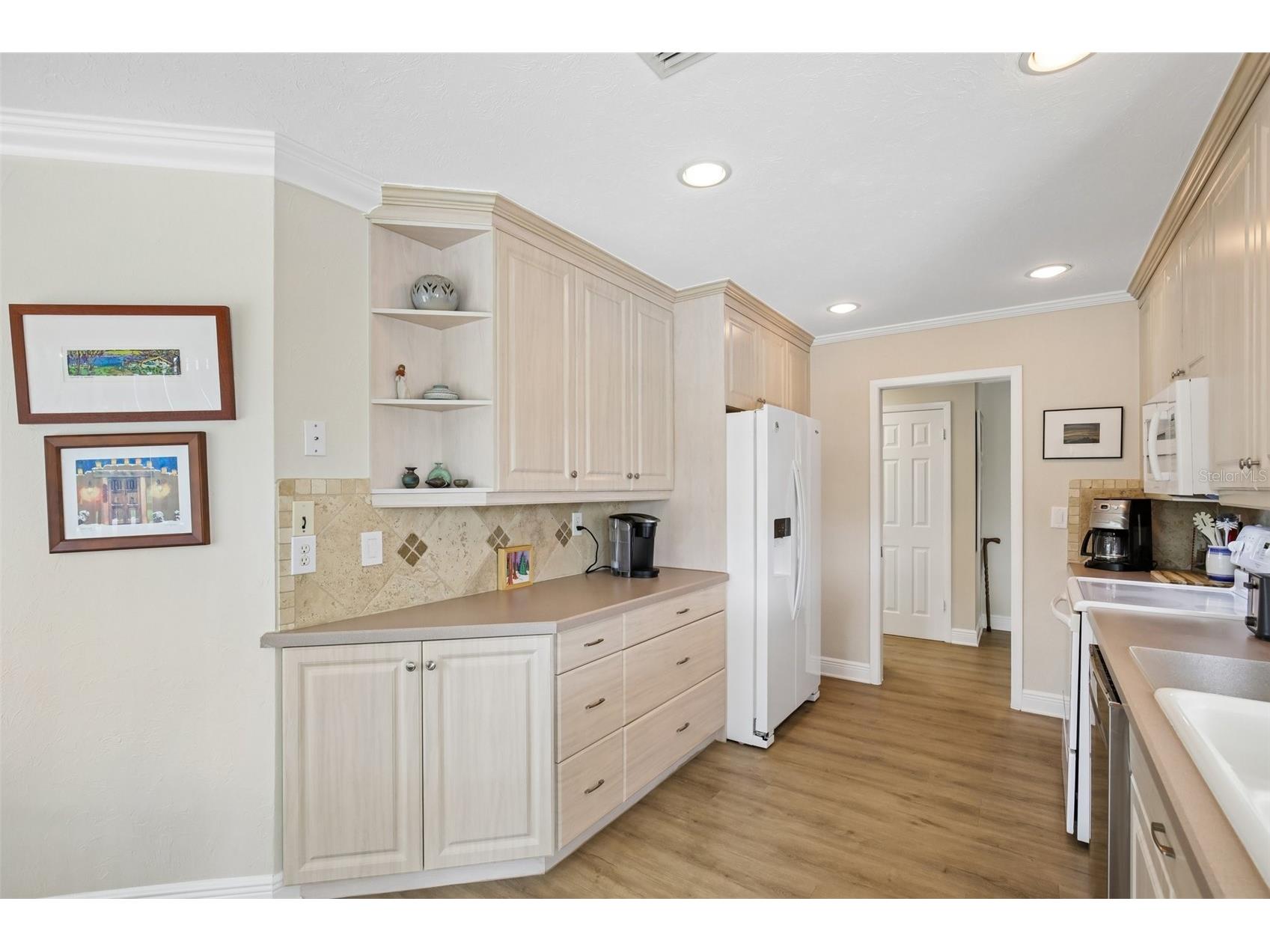 530 Magellan Drive Sarasota FL 34243 A4692098 image8
