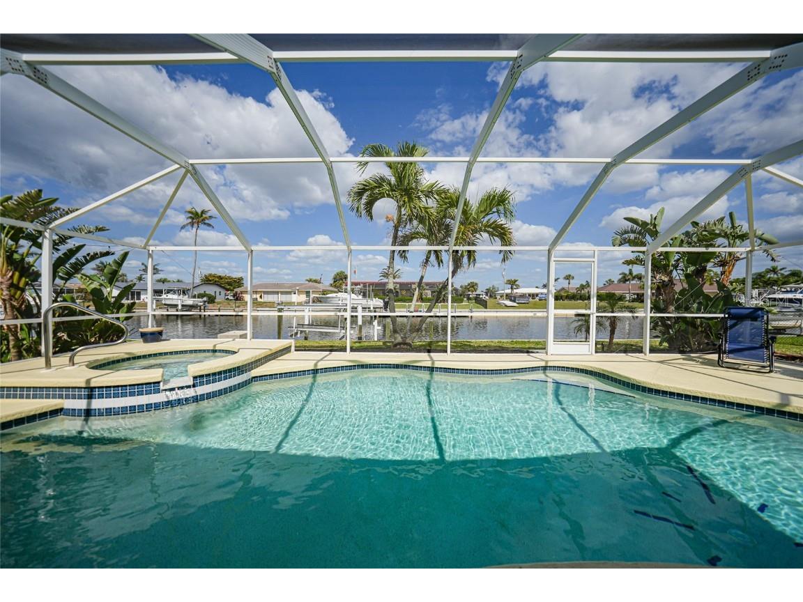 530 Matares Drive Punta Gorda FL 33950 - COCKLE LAGOON C7508144 image4
