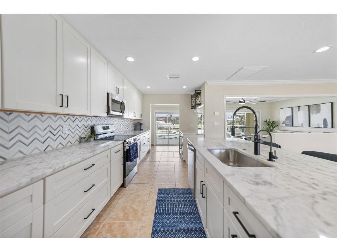 530 Matares Drive Punta Gorda FL 33950 - COCKLE LAGOON C7508144 image7