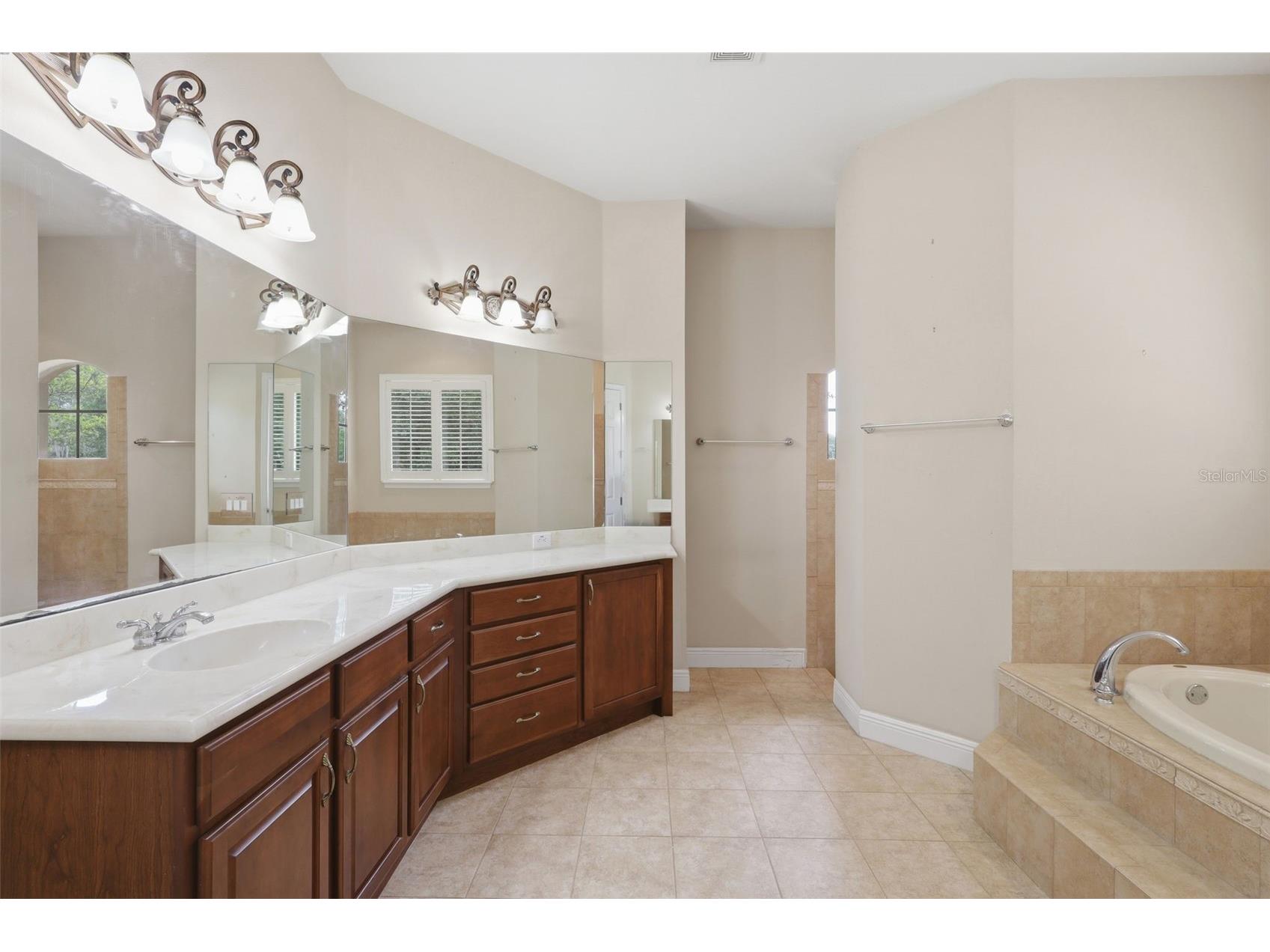 530 N Blue Lake Avenue Deland FL 32724 V4949136 image57