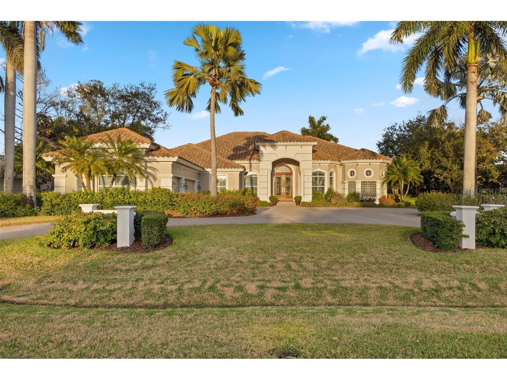 530 N Mac Ewen Drive Osprey FL 34229 A4683029 image1